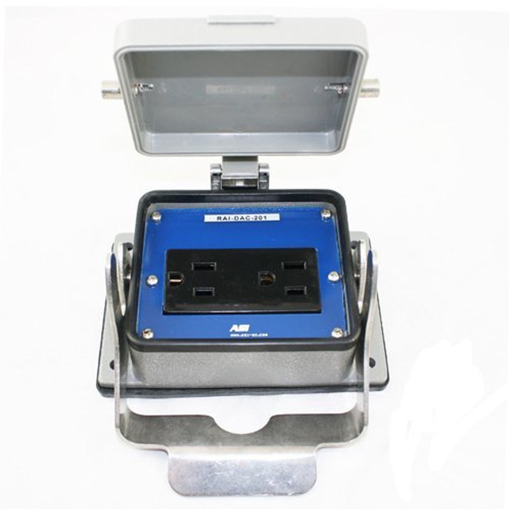 Panel Interface Connector With A Dual 120V Receptacle, Al ...